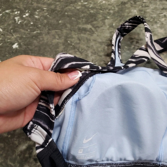 Nike One Piece Swimsuit Marble Design - Picture 6 of 9